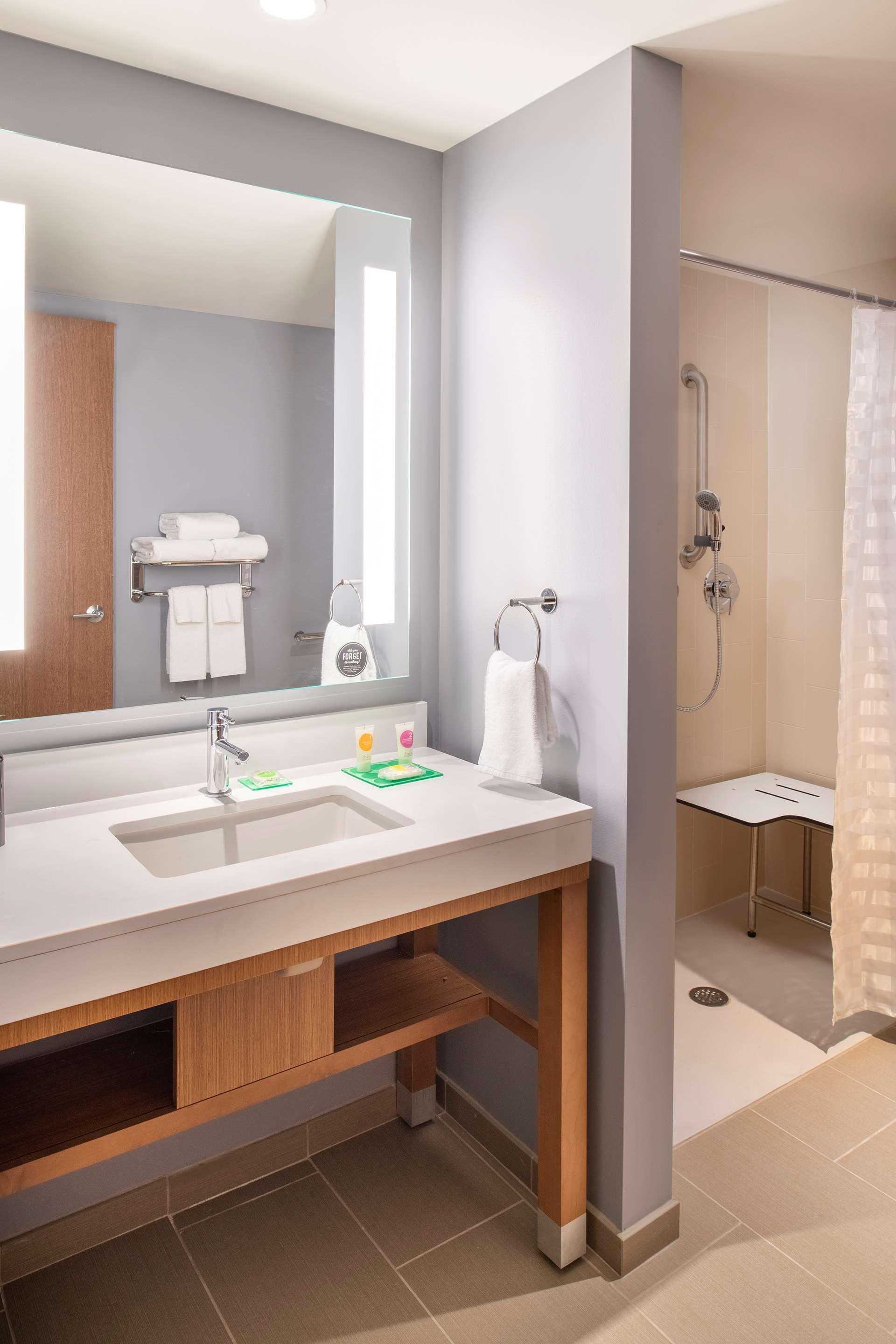 Hyatt Place East Moline/Quad Cities Extérieur photo