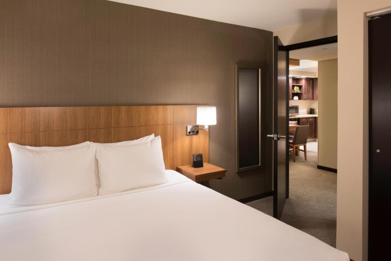Hyatt Place East Moline/Quad Cities Extérieur photo